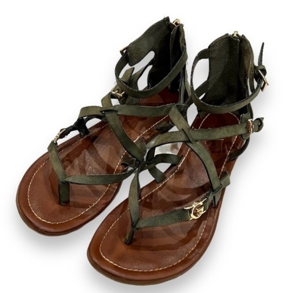 G By Guess Carlyn Flat Strappy Green Sandals 8.5 - Picture 7 of 9